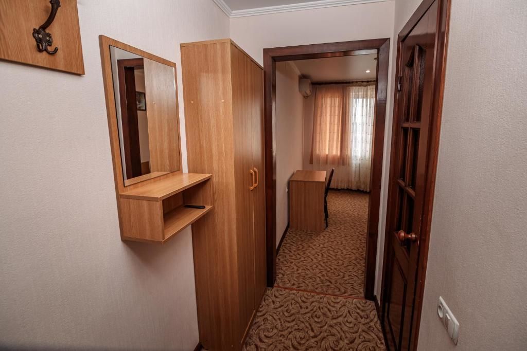 Отель Hotel 